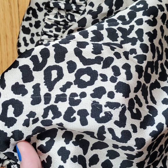 Kemi Telford Leopard Skirt - Picture 6 of 7